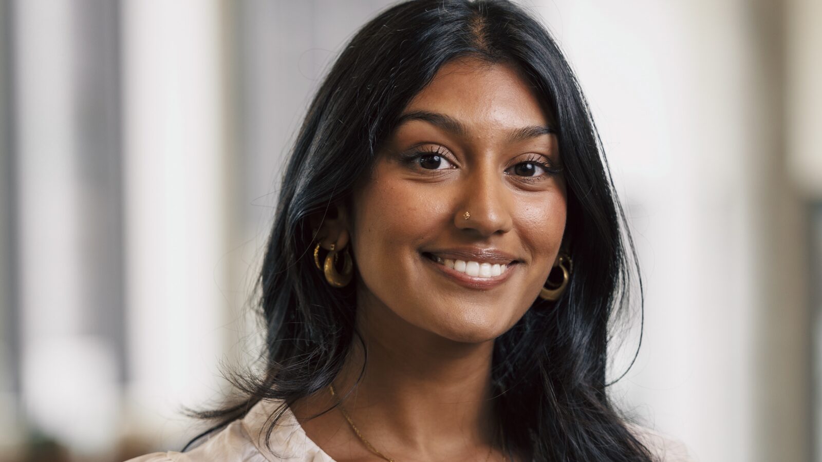 Portrait of Riya Behari headshot
